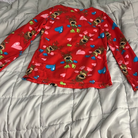 SO Intimates Red Christmas Reindeer Pajama Set Size Small - Picture 3 of 7